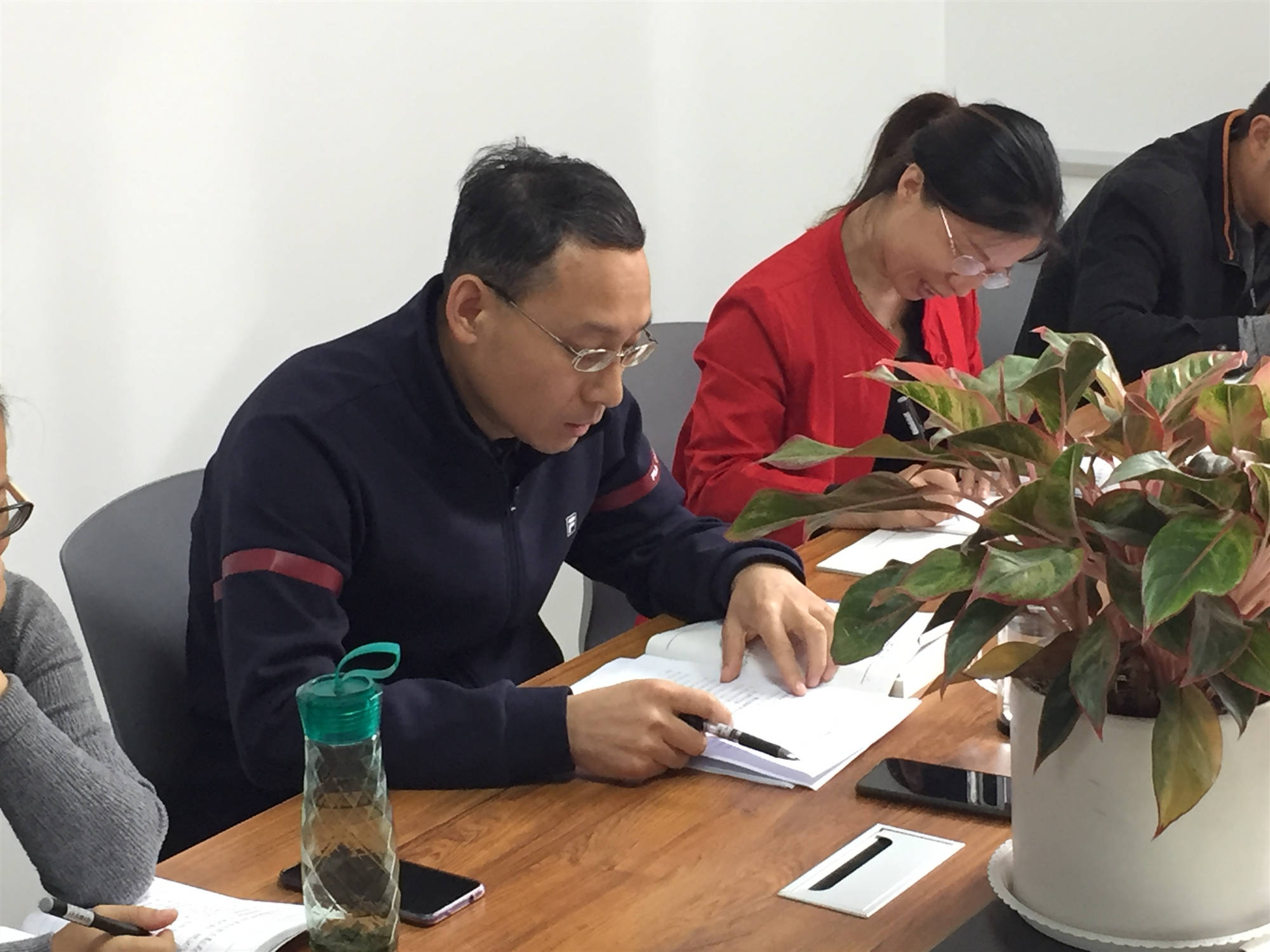 微信图片_20191025084233_副本.jpg