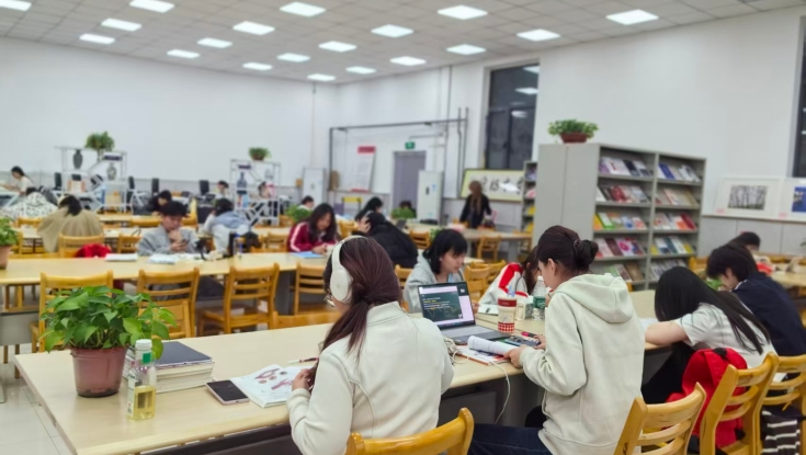 本校区图书馆